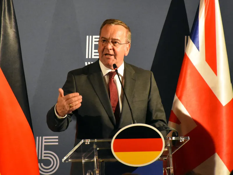 Ministrul german al apărării: bugetul apărării e treaba mea, nu susțin 5% din PIB cerut de Trump - FOTO: Profimedia (imagine cu rol ilustrativ)