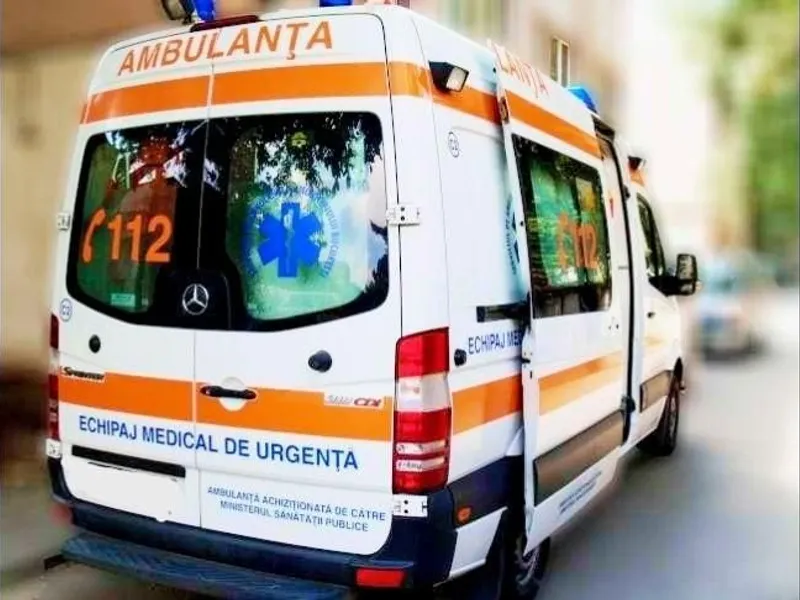 Un pacient cu COVID-19, în stare gravă, a murit după ce ambulanța s-a stricat pe drum