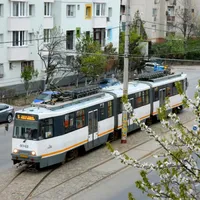 Tramvaiul 5 va circula din nou în București în condiții și mai proaste. Din 2017, nu s-a făcut nimic. / Foto: Asociatia Metrou Usor, Facebook