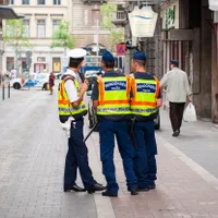 Ungaria, în alertă după un videoclip postat pe internet. Mitraliere pregătite pentru un asalt final - Foto: Profimedia Images/ Imagine cu caracter ilustrativ