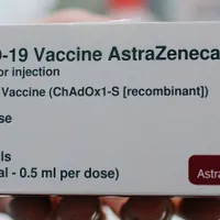 Vaccinul AstraZeneca. Sursa imagine: Wikipedia