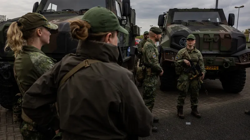 NATO mută militari germani și olandezi în Estonia