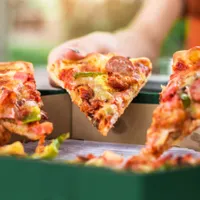 Cel mai mare fan de pizza este din România. Anul trecut a comandat aproape 600 de bucăți - FOTO:  Shutterstock  / IMAGINE CARACTER ILUSTRATIV