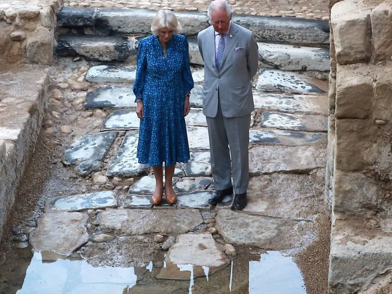 Prințul Charles și soția sa, Camilla, sunt în vizită în Iordania. FOTO: Facebook