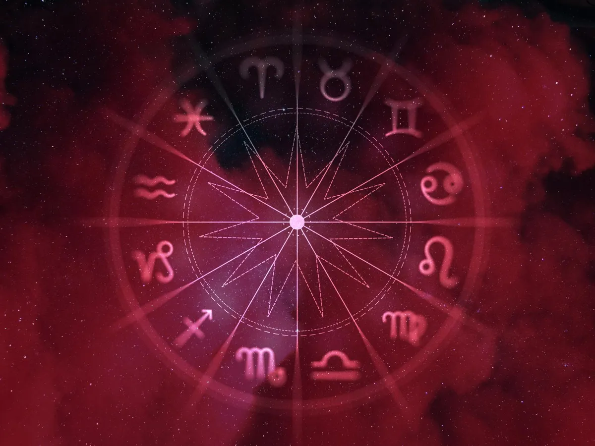Horoscop - Foto: magnific