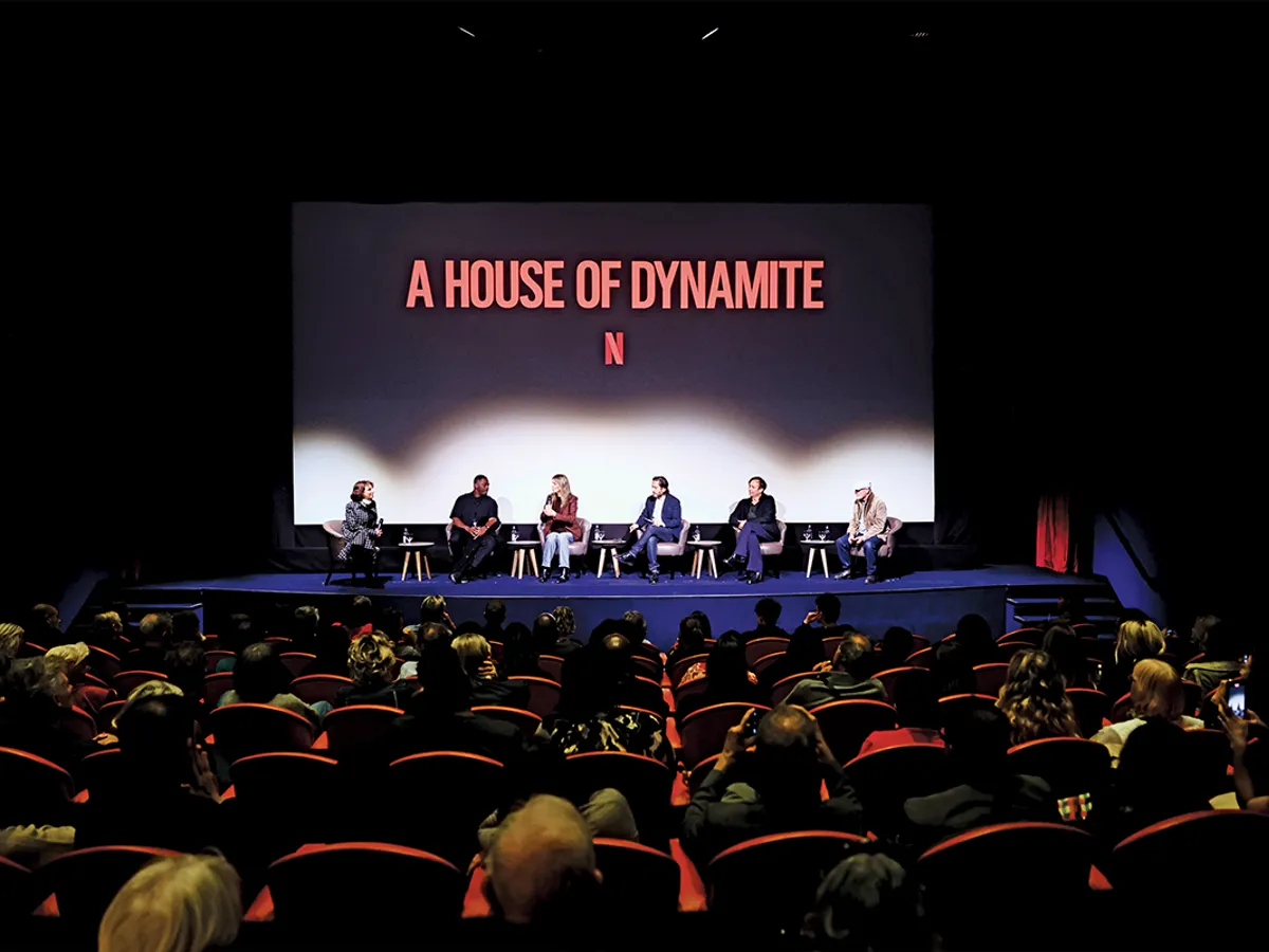 Kathryn Bigelow cu distribuția la o proiecție a filmului pe 4 octombrie la Londra