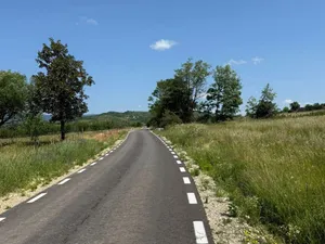 „Război”, pe atracția din România recomandată de TIME și National Geographic. Se asfaltează - Foto: Facebook / Alin Useriu