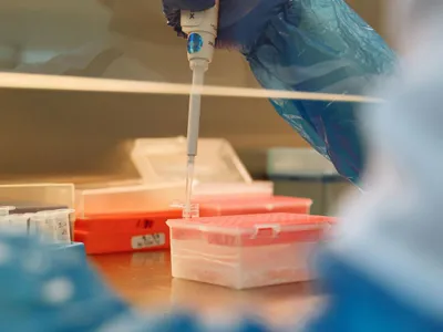 Cercetare medicală în laborator - Foto: Pexels/Thirdman