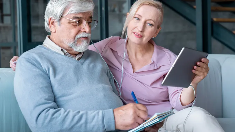 Avocatul poporului: Scăderea pensie cu 12% este corectă. Pensionarii pierd până la 1.000 lei/lună - Foto: Freepik