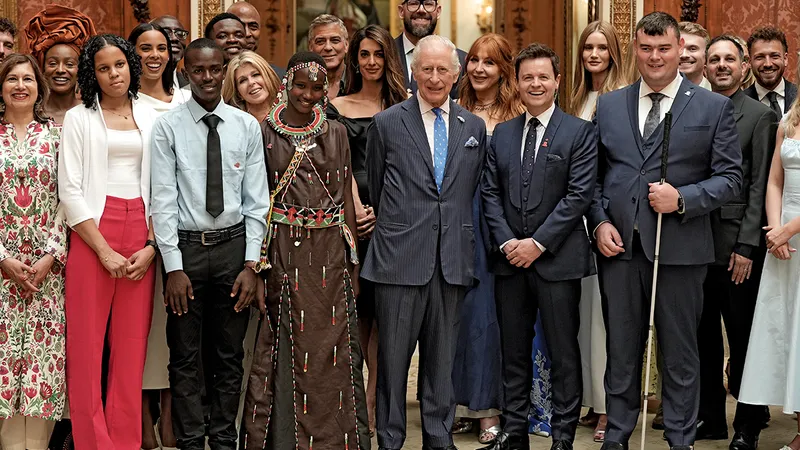 Regele Charles cu laureații King’s Trust Awards din acest an și invitații la o recepție la Palatul Buckingham