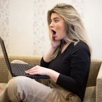 O insectă agresivă provoacă întreruperi masive de internet. Eradicarea ei, aproape imposibilă - Foto: Freepik (rol ilustrativ)