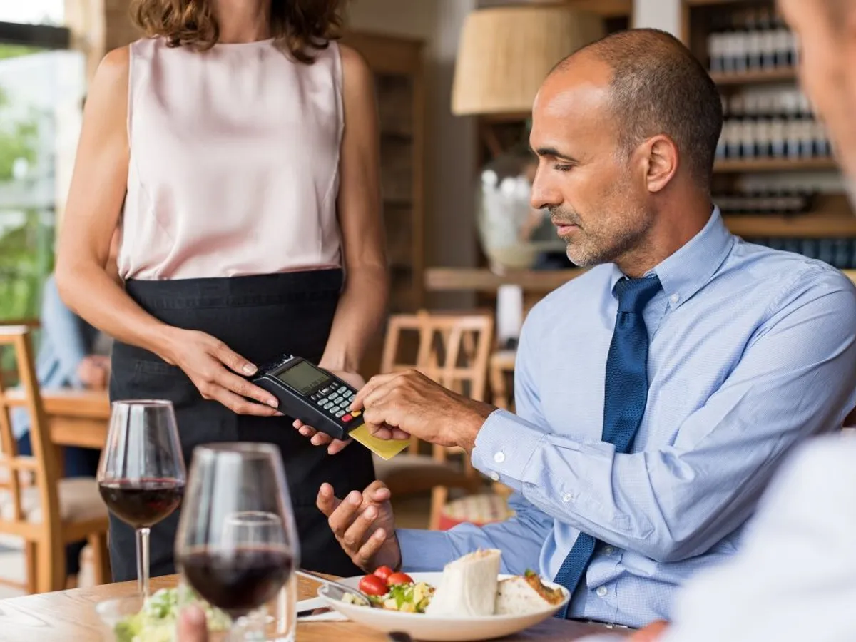 Restaurantul unde clienții pot plăti 36 de euro chiar dacă nu consumă nimic. Care este motivul? - Foto: Profimedia / imagine cu caracter ilustrativ