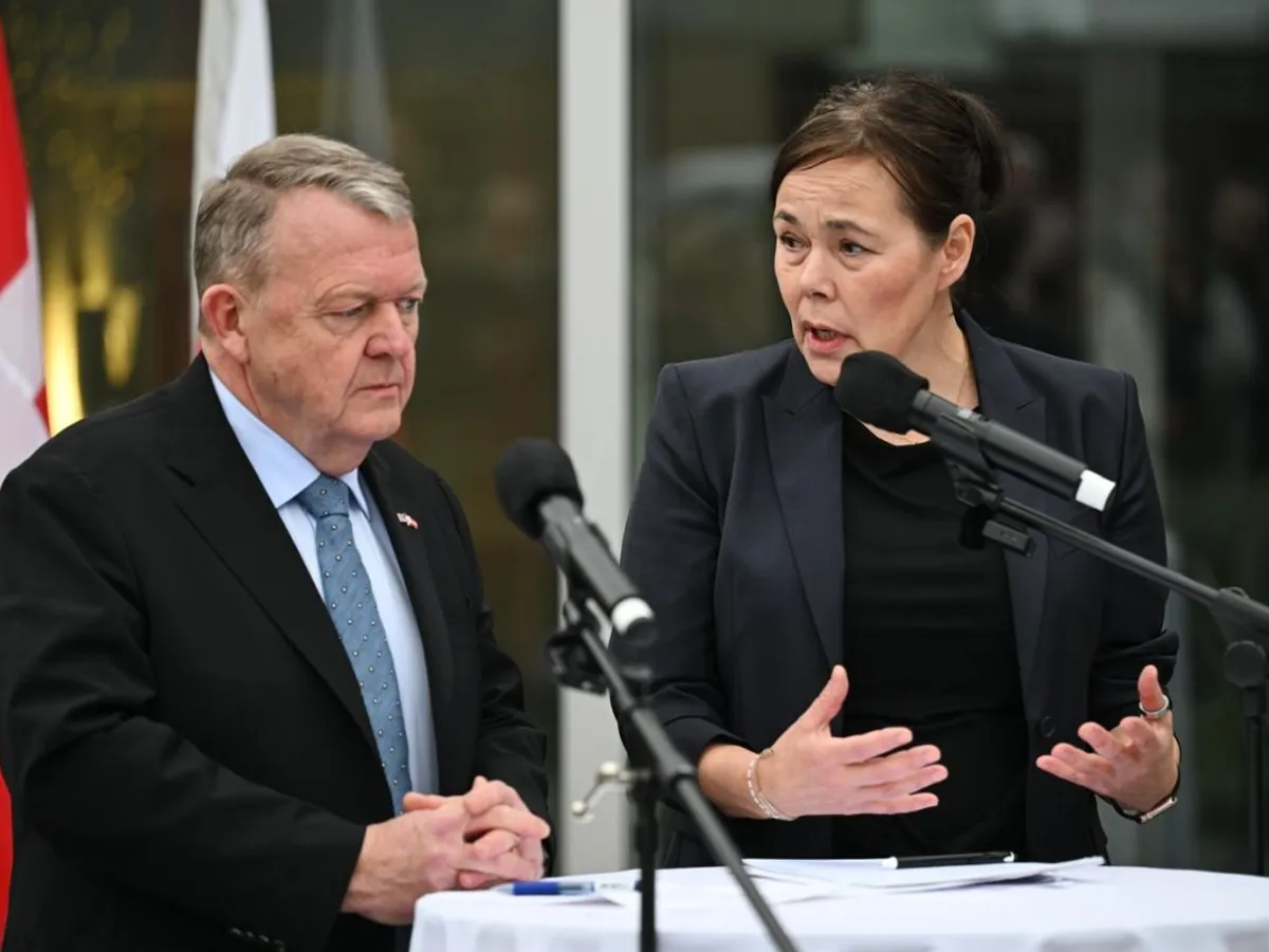 Lars Løkke Rasmussen şi Vivian Motzfeldt, în conferință de presă, la Ambasada Danemarcei din SUA - Foto: Profimedia Images