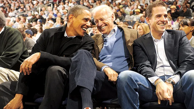 În afaceri, Hunter Biden s-a folosit de influența pe care tatăl său, Joe Biden, o avea în Administrația Barack Obama - Foto: Getty Images