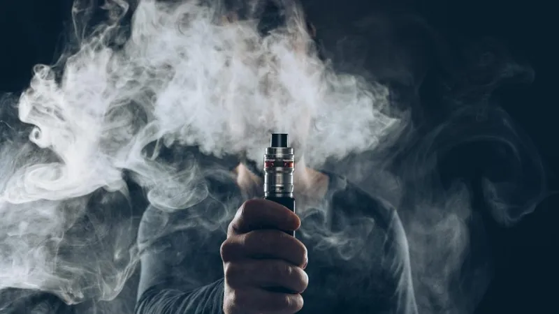 S-ar putea interzice aromele din ţigările electronice. Ce zice OMS despre controlul vaping-ului - Ziarul de Cluj / imagine cu caracter ilustrativ