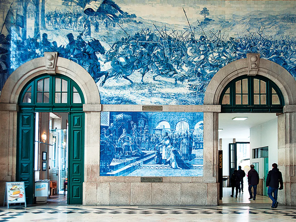 Stația de metrou și de tren São Bento, Porto, Portugalia