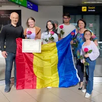 Ministerul Educației a abandonat elevii premiați la un concurs internațional. Ce acuză părinții