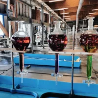 Solvay deschide o nouă fabrică pentru producerea de elemente din pământuri rare pentru magneți permanenți, în La Rochelle, Franța - Foto: Profimedia Images