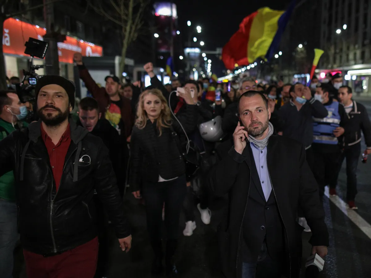 Cum s-a desfășurat a treia zi consecutivă de proteste împotriva restricțiilor COVID în București. / Foto: Inquam Photos / Octav Ganea