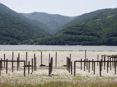 Iunie 2015. ivel scăzut al Dunării, în Defileul Dunării. Dar atunci era din cauza unor probleme la Porţile de Fier 1 - Foto: INQUAM PHOTOS/Cornel Putan (Imagine cu caracter ilustrativ)