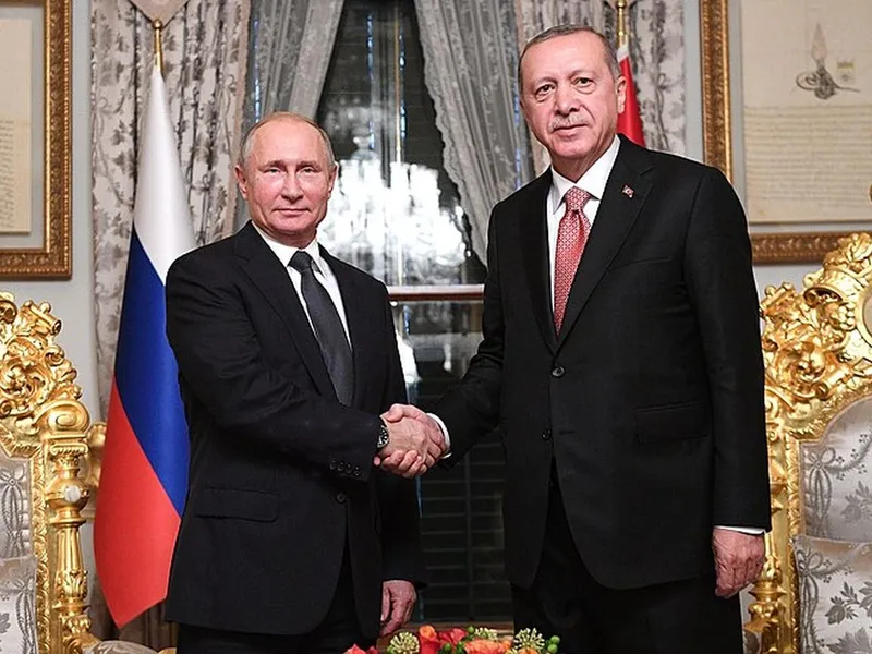 Vladimir Putin l-a chemat pe Erdogan la Soci - Foto: Wikimedia/kremlin.ru/CC BY 4.0