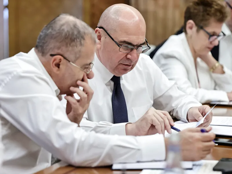 Ilie Bolojan, discuţii cu ministerele Sănătăţii, Educaţiei şi Mediului, despre proiectele care vor rămâne finanţate prin PNRR - Foto: Guvern