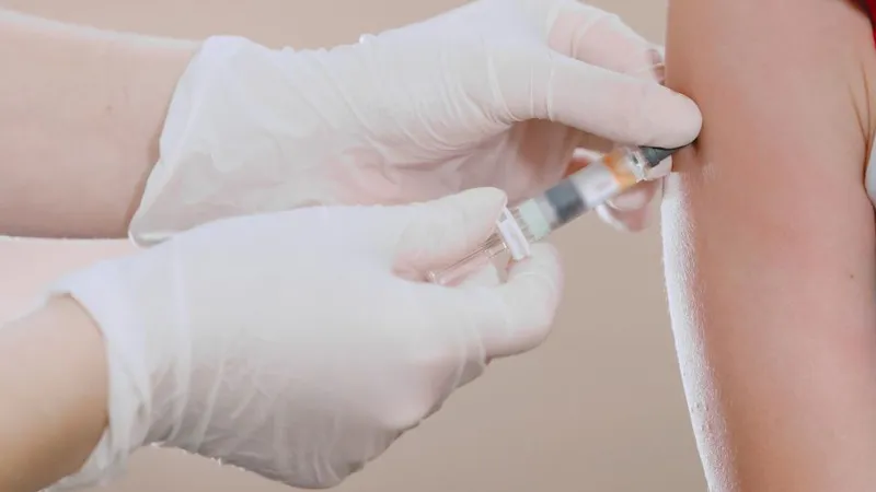 Lumea aproape a învins polio. Înregistrările false, vaccinul imperfect și greșelile l-au readus - Foto: Freepik/prostooleh