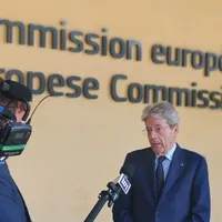 Sezonul estival pentru turişti în Europa nu este în pericol, crede comisarul european al Economiei/FOTO: Facebook/Paolo Gentiloni