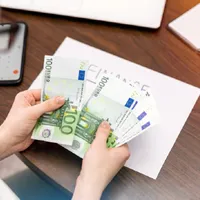 Ce salariu trebuie să ”o duci bine în România” Foto: Freepik.com - rol ilustrativ