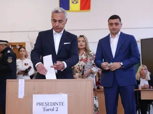 George Simion și Călin Georgescu - Foto: INQUAM PHOTOS / Octav Ganea