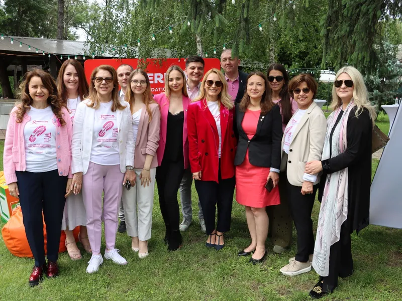 Vedete, medici și sportivi susțin prevenția în sănătate la Race for the Cure România 2025 Foto: Superbet