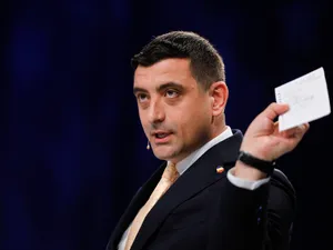 George Simion, dat pe mâna DNA de foști AUR-iști. Ar fi cerut milioane € să îi bage în Parlament - Foto: INQUAM PHOTOS / Mălina Norocea