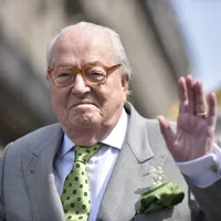 ean-Marie Le Pen s-a recăsătorit la 92 de ani în mare secret/FOTO: politico.eu