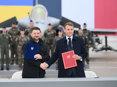 Zelenski și Macron - Foto: Profimedia images