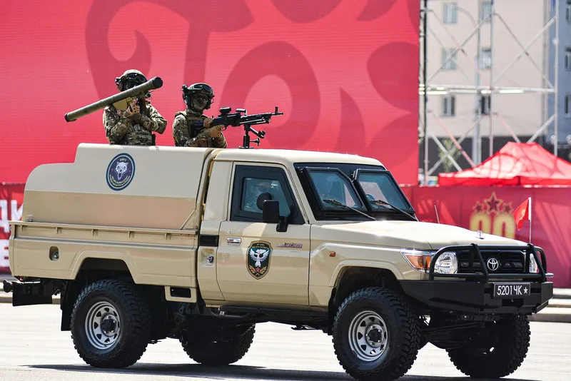 Toyota Land Cruiser al forțelor de ordine din Kârgâzstan - Foto: profimedia Images