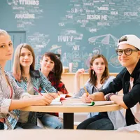 Ce se întâmplă cu elevii de nota 10 după ce termină școala Foto: Freepik.com - rol ilustrativ