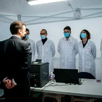Macron le cere „anglo-saxonilor” să nu mai blocheze vaccinurile anti-COVID/FOTO: Facebook/Emmanuel Macron
