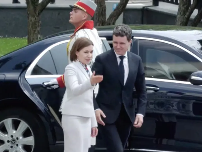 Nicușor Dan a fost primit la Chișinău de Maia Sandu. Ce vor discuta cei doi șefi de stat - Foto: Digi24