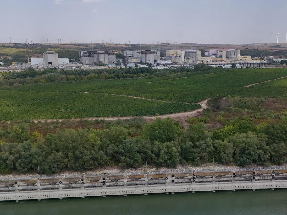 Veste bună, pentru România! UE va permite flexibilitate de la regulile fiscale pentru centralele nucleare