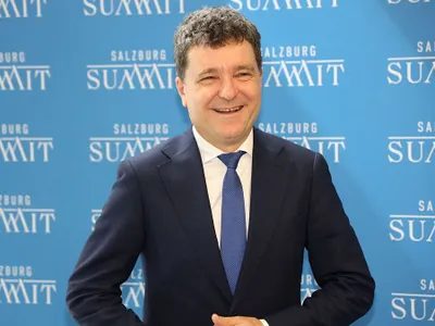 Nicuşor Dan: Vor fi 10% tăieri de posturi. în primării - Foto: Profimedia Images