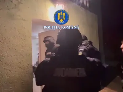 Percheziții - Foto: Poliția Română