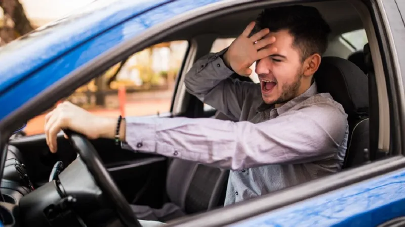 3.300 de lei amendă și rămâi fără permis dacă încalci această regulă. Mulți au făcut asta din grabă - Foto: Freepik.com (rol ilustrativ)