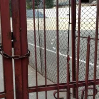 Terenurile de sport și curțile școlilor din Sectorul 1, deschise publicului. / Foto: gazetasv.ro