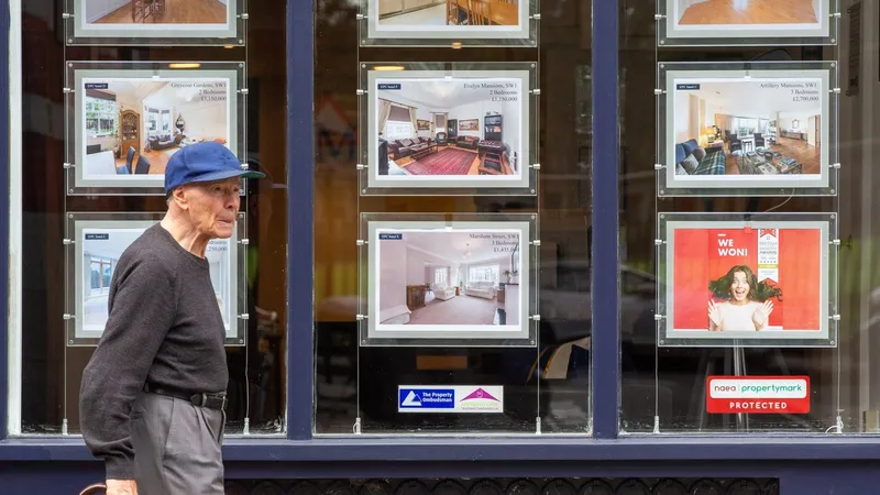 Propunere controversată: Pensionarii cu case mari să renunțe la acestea pentru familiile numeroase - Foto: Profimedia Images - Imagine cu rol ilustrativ