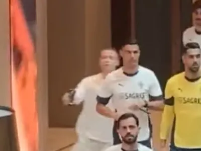 ”Cât de urât”: Cristiano Ronaldo credea că nu e filmat și a făcut un gest total neașteptat, când un copil s-a dus la el