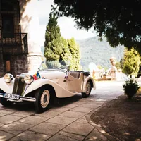 Balul bunicuțelor motorizate revine la Castelul Peleș după 3 ani - Foto: Facebook/Concursul de Eleganță Sinaia