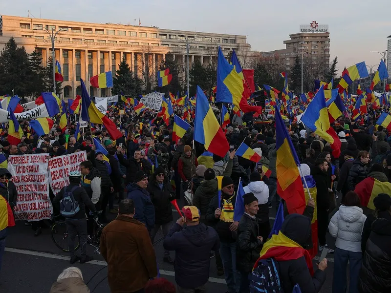 Protest AUR pentru susținerea lui Călin Georgescu care a plecat în Germania - Foto: Inquam Photos / Octav Ganea