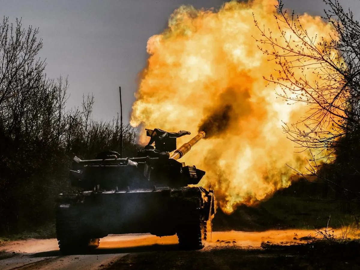 Peste 1.550 de vehicule blindate, 230 de tancuri și alte echipamente militare NATO, livrate Ucrainei - Foto: Facebook/ Volodimir Zelenski - Caracter ilustrativ