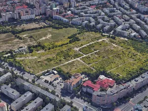 Primăria Brașov vrea parc în loc de blocuri pe platforma IUS. Proprietarii ar putea fi expropiați - Foto: Google Maps