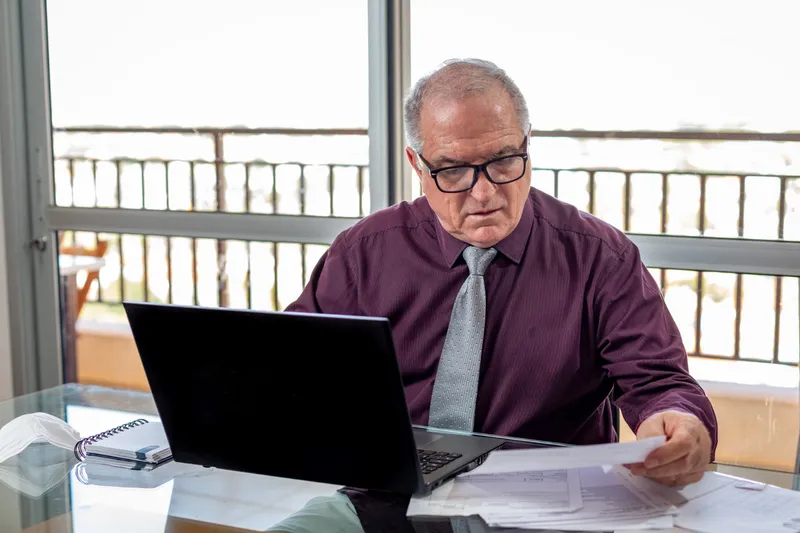 Pensionar la pensie - Foto: Magnific